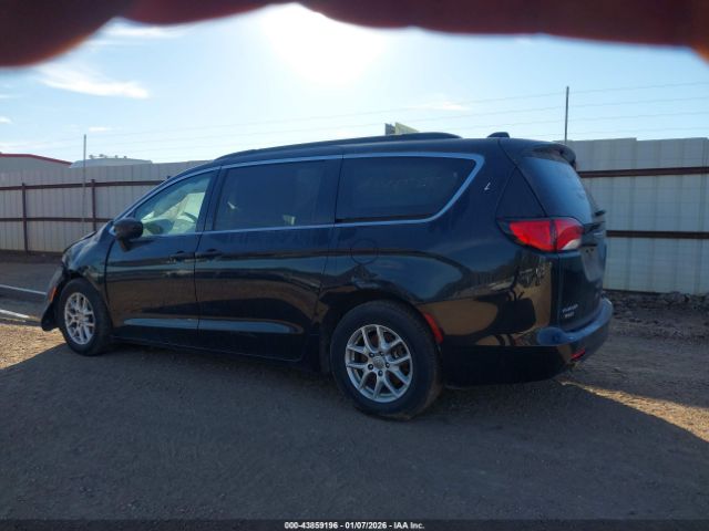 2020 CHRYSLER VOYAGER 2C4RC1DG6LR176217 Photo 2