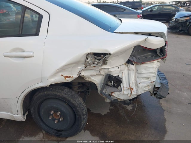 2012 MITSUBISHI GALANT 4A32B2FF6CE022843 Photo 5