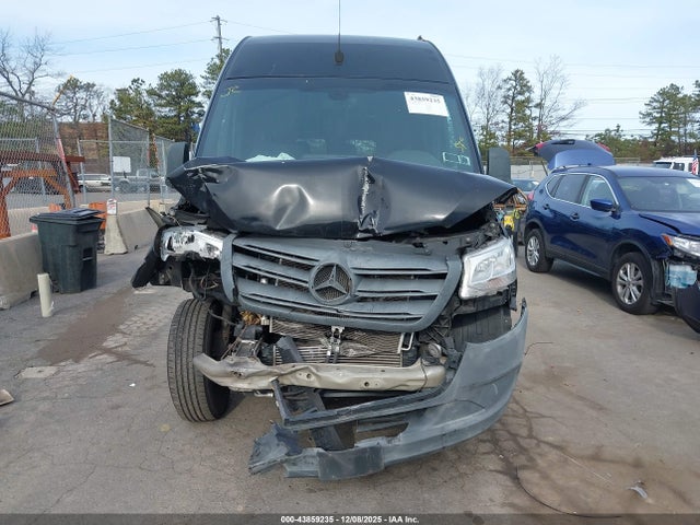 Auction sale of the 2019 Mercedes-benz Sprinter 2500 High Roof I4, vin: WDZPF1ED7KT010864, lot number: 43859235