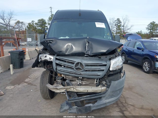 Auction sale of the 2019 Mercedes-benz Sprinter 2500 High Roof I4, vin: WDZPF1ED7KT010864, lot number: 43859235