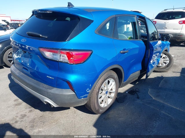 1FMCU9F6XMUA95288 Ford ESCAPE S