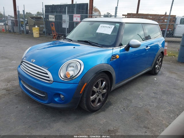2012 MINI COOPER CLUBMAN WMWZF3C51CT190020 Photo 1