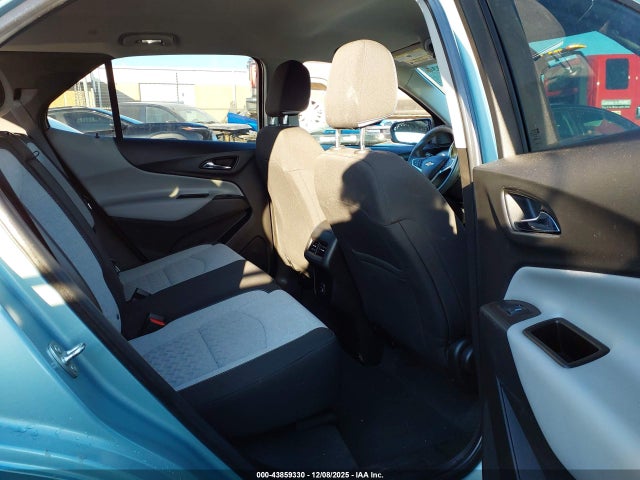 2022 Chevrolet Equinox Fwd Lt მანქანა იყიდება აუქციონზე, vin: 2GNAXKEV7N6112350, აუქციონის ნომერი: 43859330
