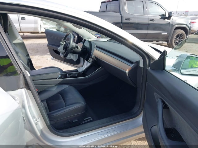 Aukcja sprzedaży 2018 Tesla Model 3 Long Range/mid Range, vin: 5YJ3E1EA8JF061329, numer aukcji: 43859358