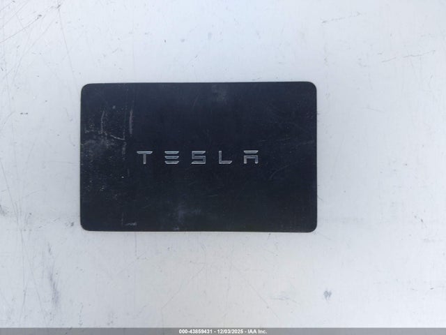 7SAYGDEEXRA247003 Tesla Model Y Long Range Dual Motor All-wheel Drive