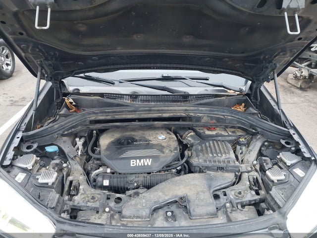 2017 BMW X1 WBXHU7C34H5D71687 Photo 9