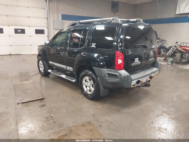 2011 NISSAN XTERRA 5N1AN0NW7BC518591 Photo 2