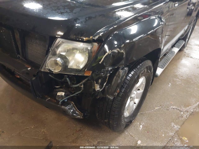 2011 NISSAN XTERRA 5N1AN0NW7BC518591 Photo 5