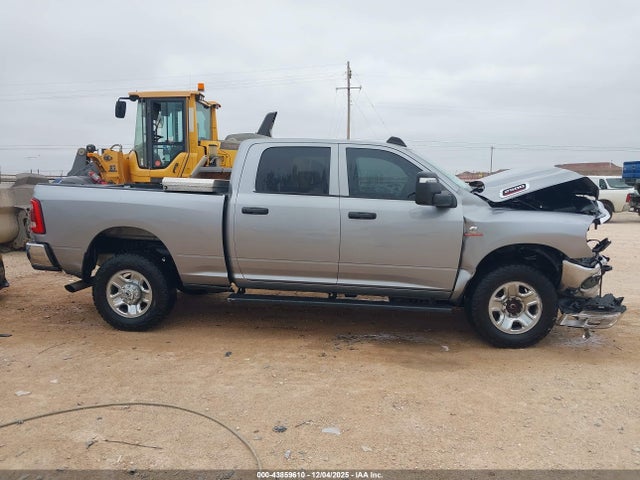 43859610 :رقم المزاد ، 3C6UR5CL6PG570155 vin ، 2023 Ram 2500 Tradesman  4x4 6'4 Box مزاد بيع