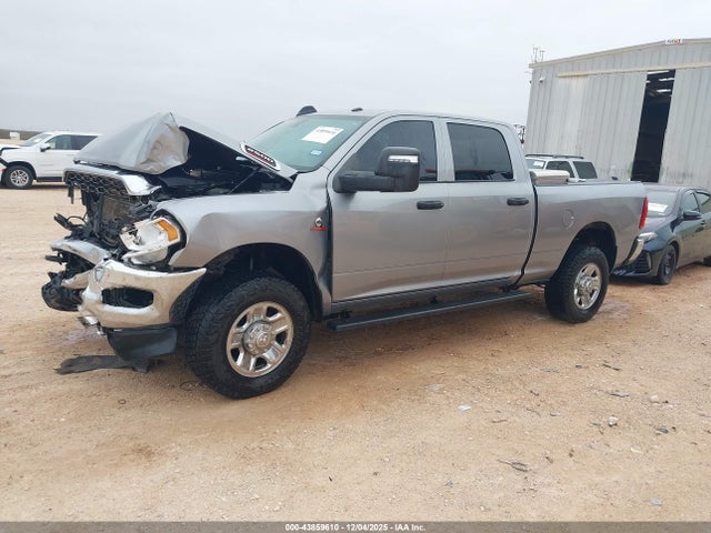 43859610 :رقم المزاد ، 3C6UR5CL6PG570155 vin ، 2023 Ram 2500 Tradesman  4x4 6'4 Box مزاد بيع