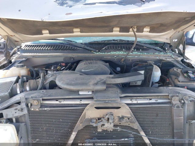 2003 Gmc Yukon Sle მანქანა იყიდება აუქციონზე, vin: 1GKEC13Z23J284733, აუქციონის ნომერი: 43859692