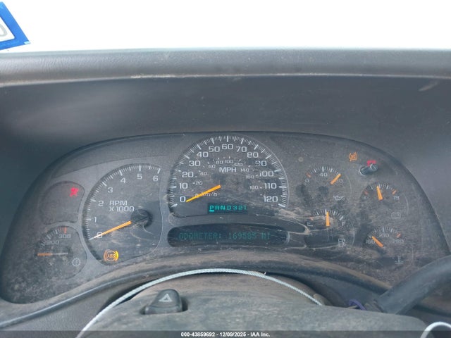 2003 Gmc Yukon Sle მანქანა იყიდება აუქციონზე, vin: 1GKEC13Z23J284733, აუქციონის ნომერი: 43859692