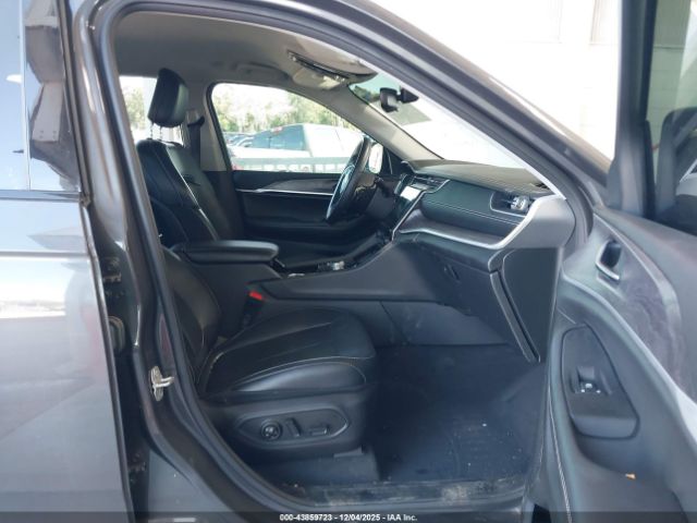 2022 JEEP GRAND CHEROKEE 1C4RJGBG7N8618478 Photo 4