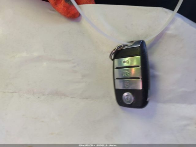 2018 KIA OPTIMA 5XXGU4L37JG222258 Photo 10