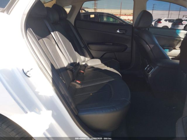 2018 KIA OPTIMA 5XXGU4L37JG222258 Photo 7