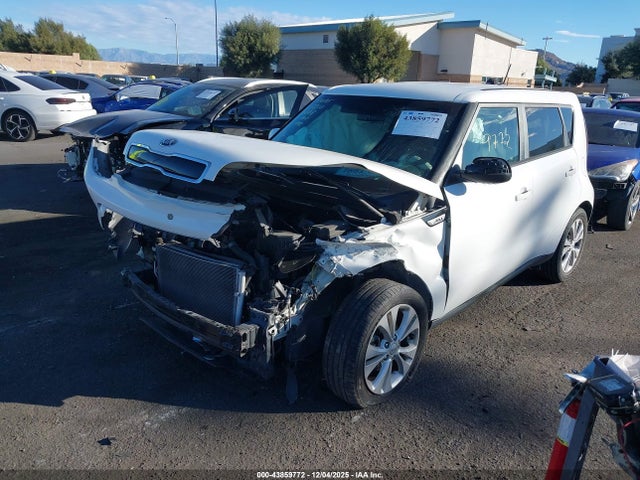 KIA SOUL + 2015 KNDJP3A56F7192911 Image 2