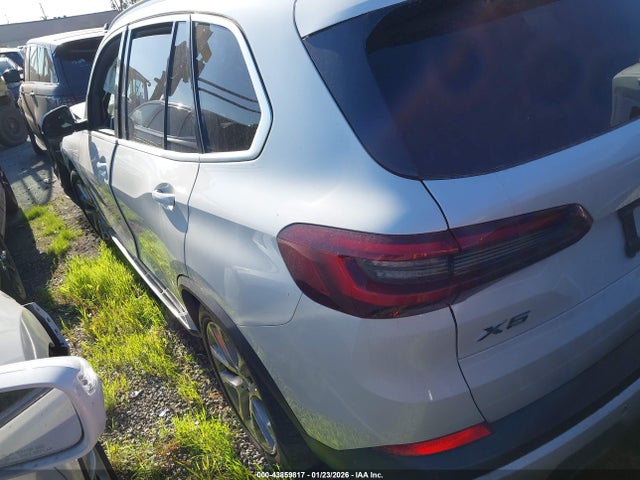 2021 BMW X5 PHEV 5UXTA6C01M9H29183 Photo 2