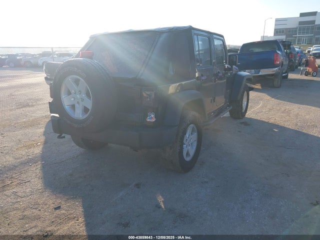 2013 JEEP WRANGLER UNLIMITED 1C4BJWDGXDL646182 Photo 3