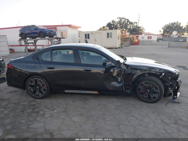 BMW 530I 2026 WBA43FJ09TCW43084 Image 13