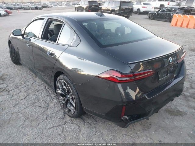 BMW 530I 2026 WBA43FJ09TCW43084 Image 3