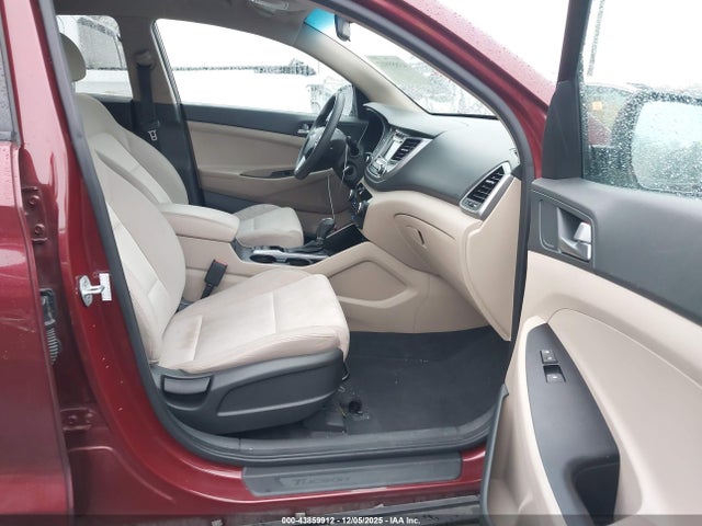 2017 HYUNDAI TUCSON KM8J3CA43HU314062 Photo 4