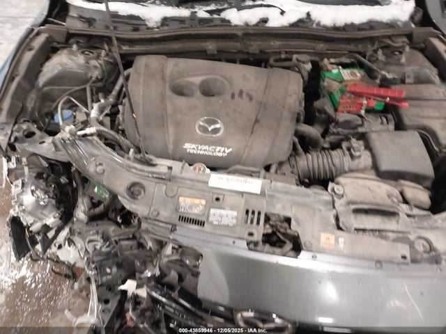 JM1BM1W32E1114877 Mazda Mazda3 S Grand Touring