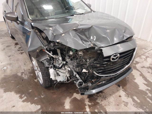 JM1BM1W32E1114877 Mazda Mazda3 S Grand Touring