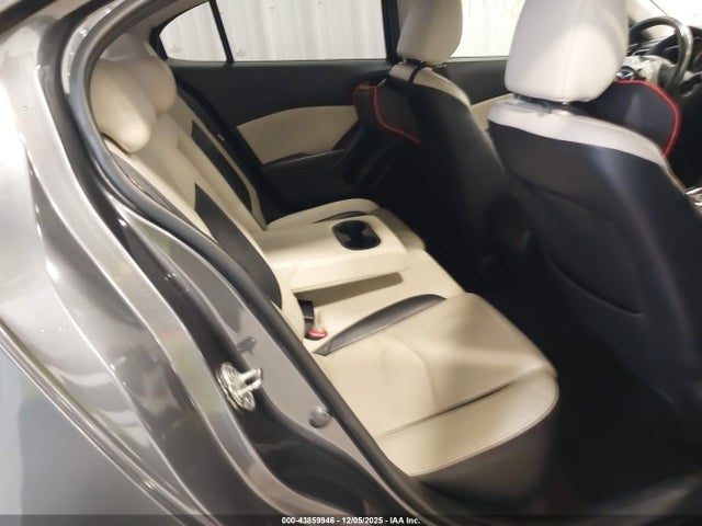 JM1BM1W32E1114877 Mazda Mazda3 S Grand Touring