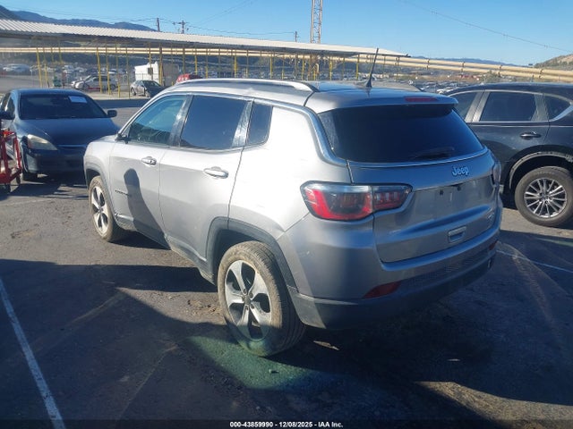 Jeep New Compass Latitude Fwd 2017 3C4NJCBB5HT629495 Image 3