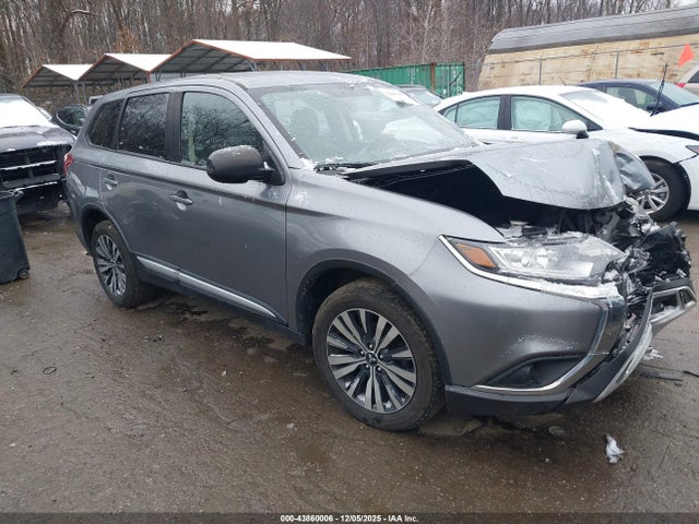 2020 MITSUBISHI OUTLANDER JA4AZ3A31LZ004332 Photo 0