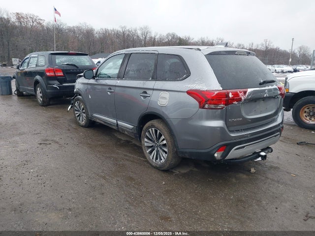 2020 MITSUBISHI OUTLANDER JA4AZ3A31LZ004332 Photo 2