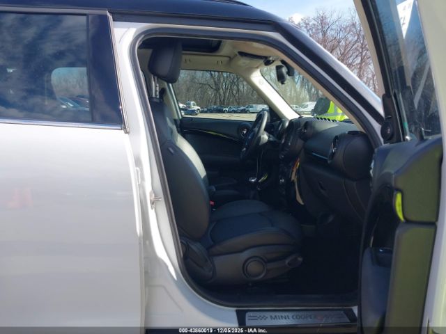 2016 MINI COUNTRYMAN WMWZC3C50GWP53443 Photo 4