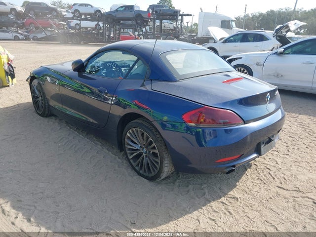 2009 BMW Z4 WBALM735X9E164905 Photo 2