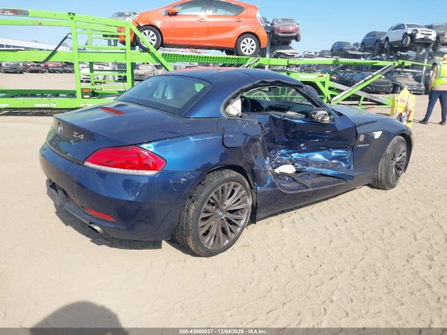 2009 BMW Z4 WBALM735X9E164905 Photo 3