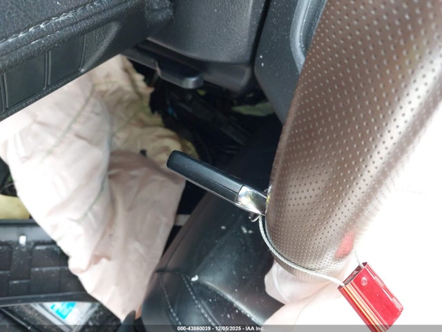 43860039 :رقم المزاد ، 5FNRL6H76NB033015 vin ، 2022 Honda Odyssey Ex-l مزاد بيع
