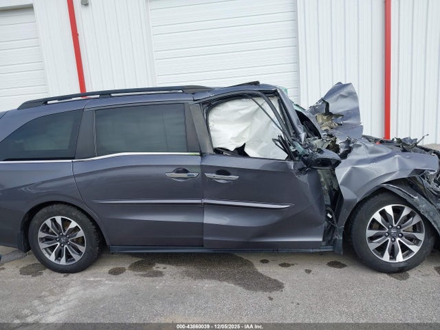 43860039 :رقم المزاد ، 5FNRL6H76NB033015 vin ، 2022 Honda Odyssey Ex-l مزاد بيع