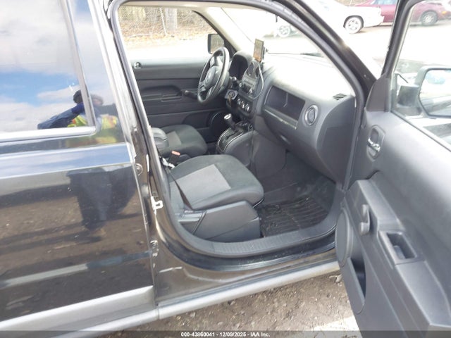 2011 JEEP PATRIOT 1J4NT1GB3BD142651 Photo 4