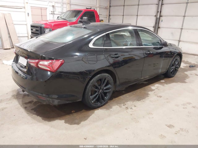 2021 CHEVROLET MALIBU 1G1ZD5ST0MF017828 Photo 3