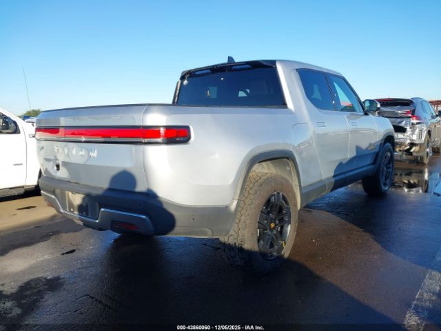 2022 RIVIAN R1T 7FCTGAAA6NN010736 Photo 3