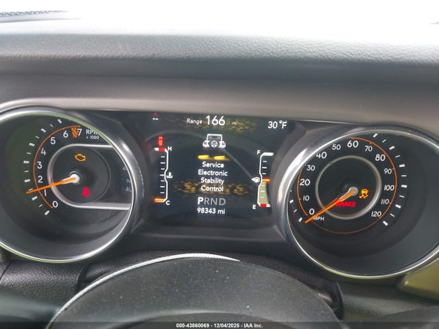 1C4HJXDG8KW598631 Jeep Wrangler Unlimited Sport S 4x4