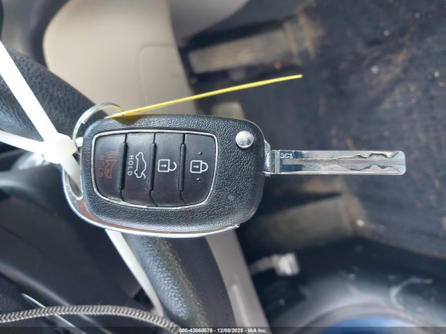 Продаж на аукціоні авто 2018 Hyundai Sonata Se, vin: 5NPE24AF3JH612353, номер лоту: 43860076
