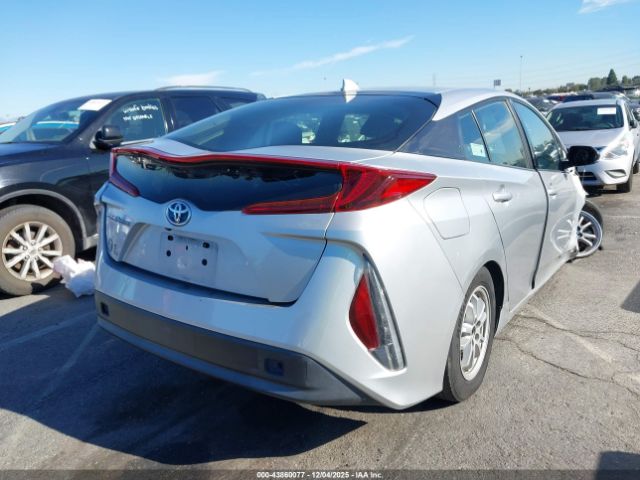 2017 TOYOTA PRIUS PRIME JTDKARFP7H3023185 Photo 3