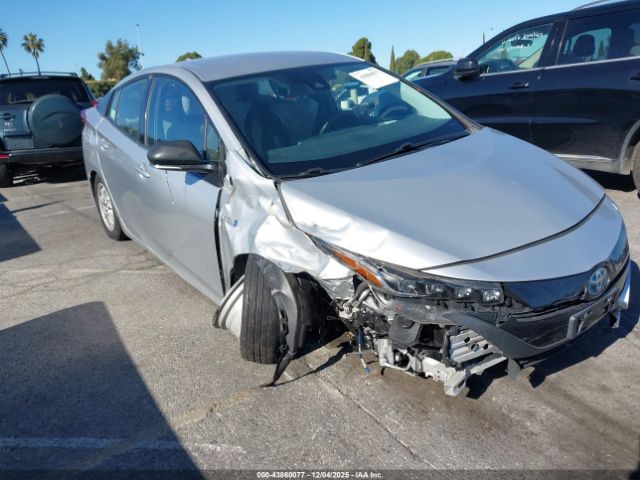 2017 TOYOTA PRIUS PRIME JTDKARFP7H3023185 Photo 5