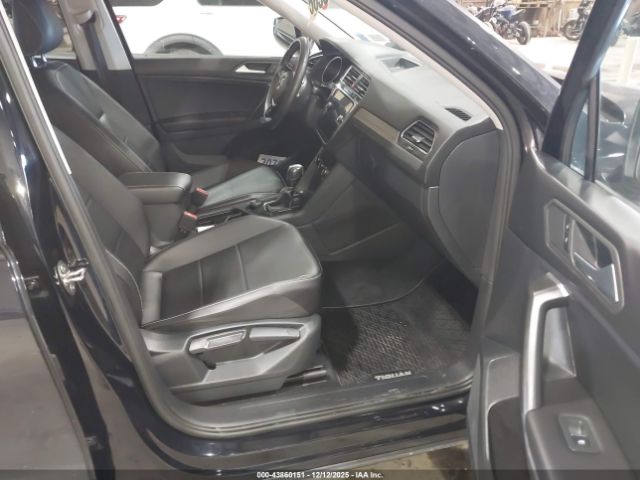 2021 VOLKSWAGEN TIGUAN 3VV2B7AX9MM132685 Photo 4