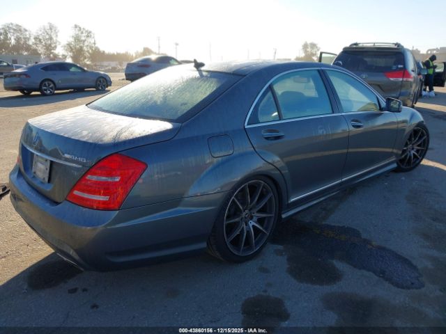 2010 MERCEDES-BENZ S 550 WDDNG7BB8AA338739 Photo 3