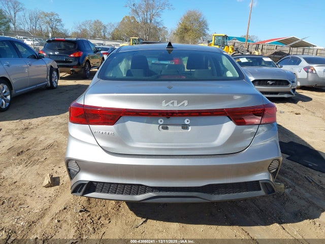 Aukcja sprzedaży 2024 Kia Forte Lxs, vin: 3KPF24AD7RE710238, numer aukcji: 43860241
