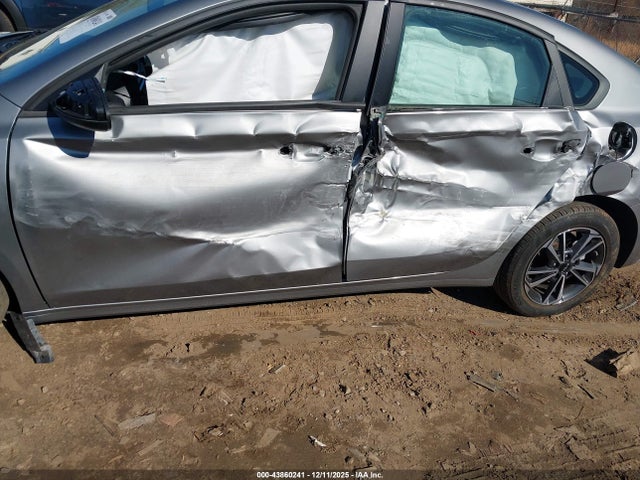 Aukcja sprzedaży 2024 Kia Forte Lxs, vin: 3KPF24AD7RE710238, numer aukcji: 43860241