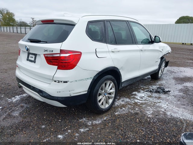 2016 BMW X3 5UXWZ7C57G0T43154 Photo 3