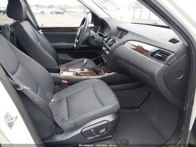 2016 BMW X3 5UXWZ7C57G0T43154 Photo 4