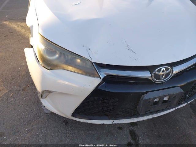 Toyota Camry 2015 4T1BF1FK6FU075725 Image 32